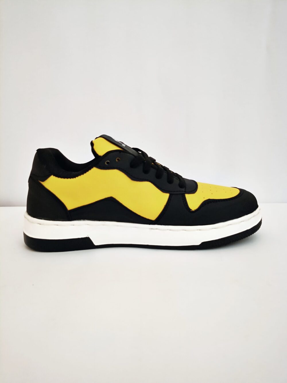 Bumble Bee - Image 5