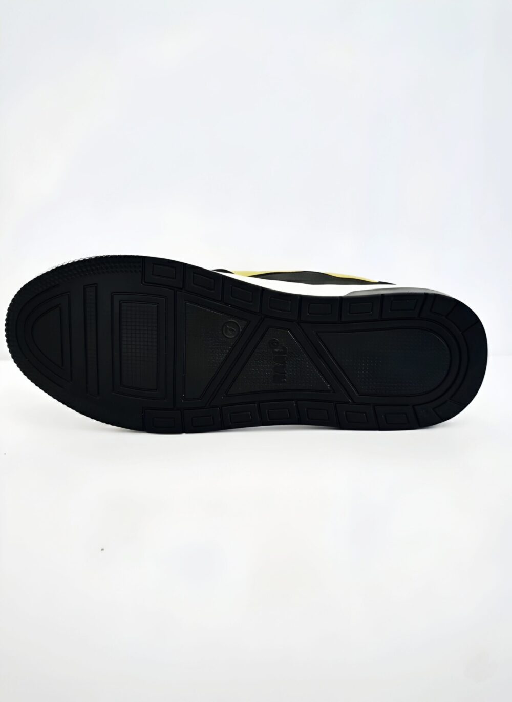 Bumble Bee - Image 6